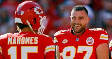 Is Travis Kelce the Best Player in the Kansas City Chiefs? 1